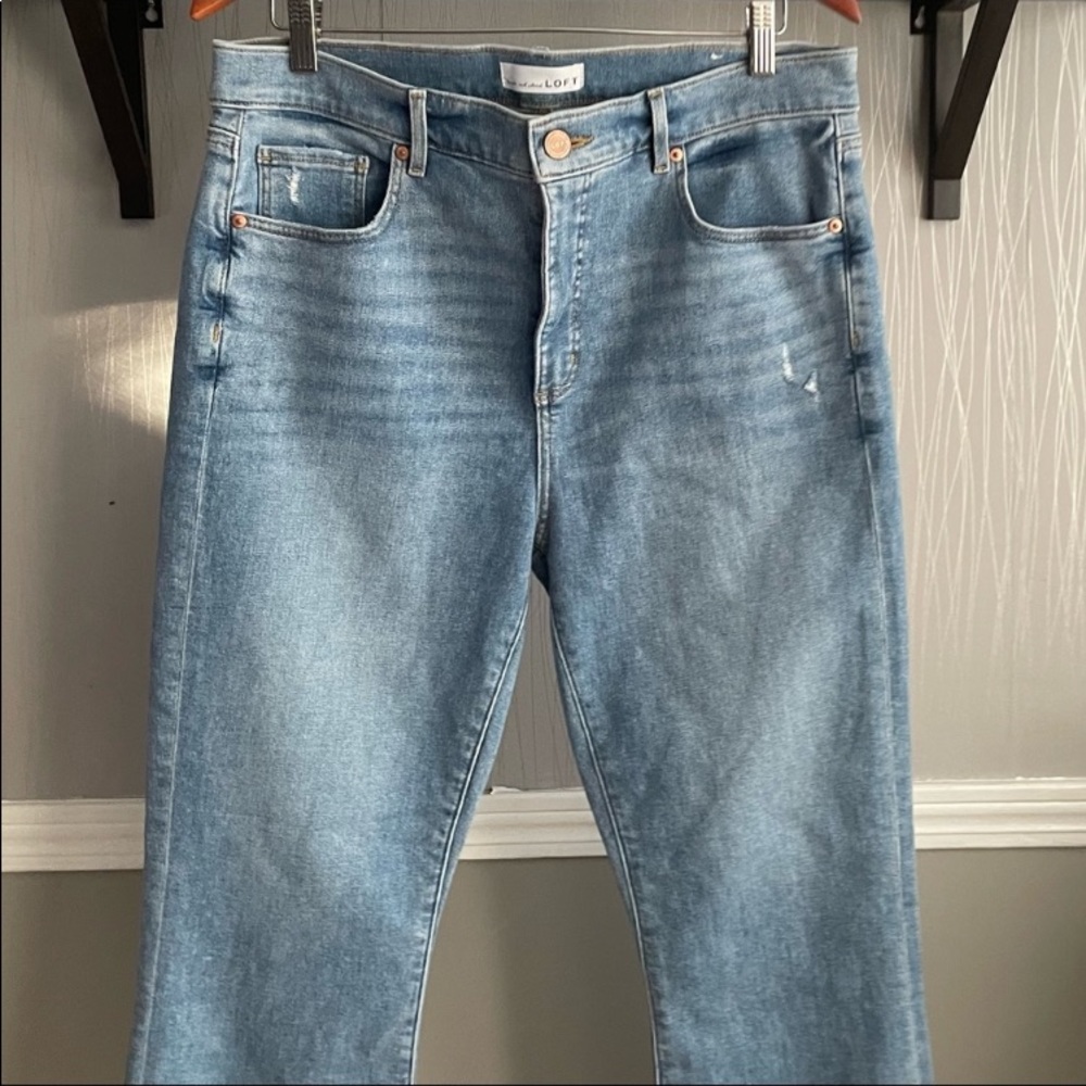 LOFT Chewed Hem High Rise Waist Flare Crop Jeans Light Wash Women’s 14/32